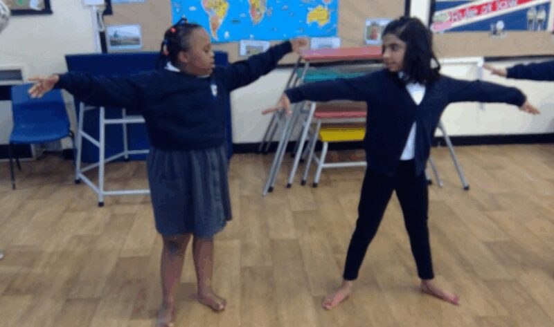 Image for the Tweet beginning: GYMNASTICS! The children have demonstrated